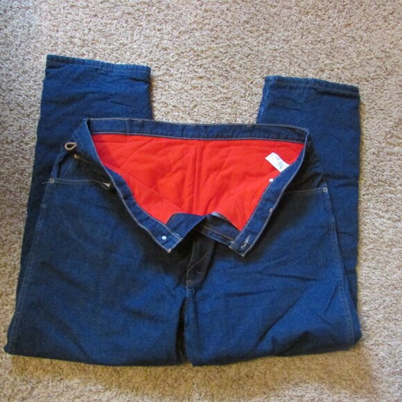 NWOT Wrangler Rugged Wear 44X32 Fleece Lined Blue Jeans Zip Fly Heavy & Warm - Picture 1 of 2